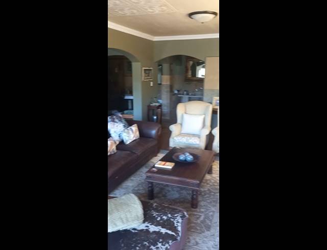 10 BEDROOM HOTEL FOR SALE IN HOEKWIL